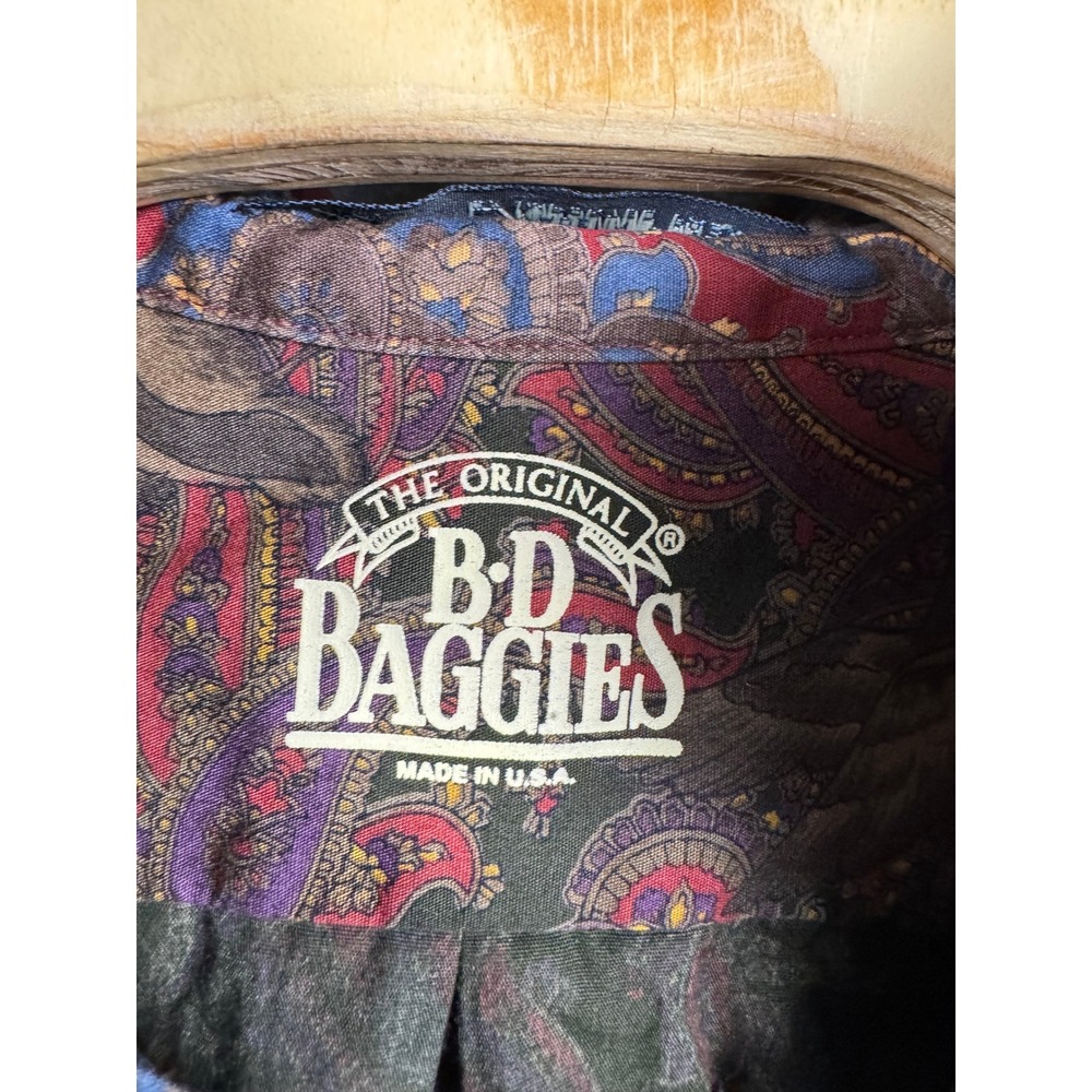 Vintage B.D. Baggies Button Down Shirt Mens Medium Burgundy Paisley USA Made